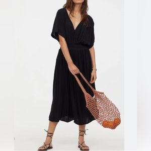 H&M Black V-neck Wrapover Short Sleeve Midi Dress- Size 4